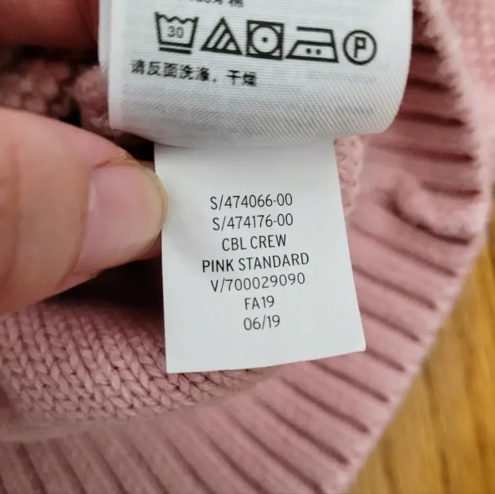 Baby Gap Cable Knit Crewneck Pullover‎ Sweater, Pink Standard, Size 12-18 months